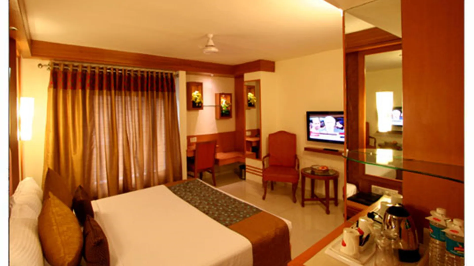 Hotel Southern Delhi  3*, Delhi (National Capital Territory of India)